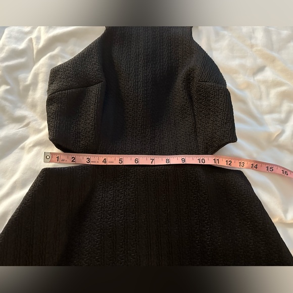 Club Monaco Cut-out Black Dress - Picture 3 of 6